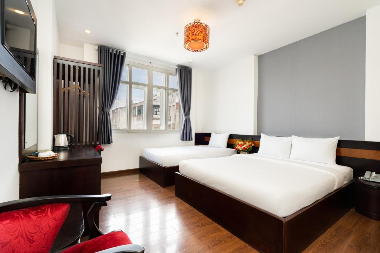 A&A Toronto Hotel โฮจิมินห์ซิตี้ ภายนอก รูปภาพ