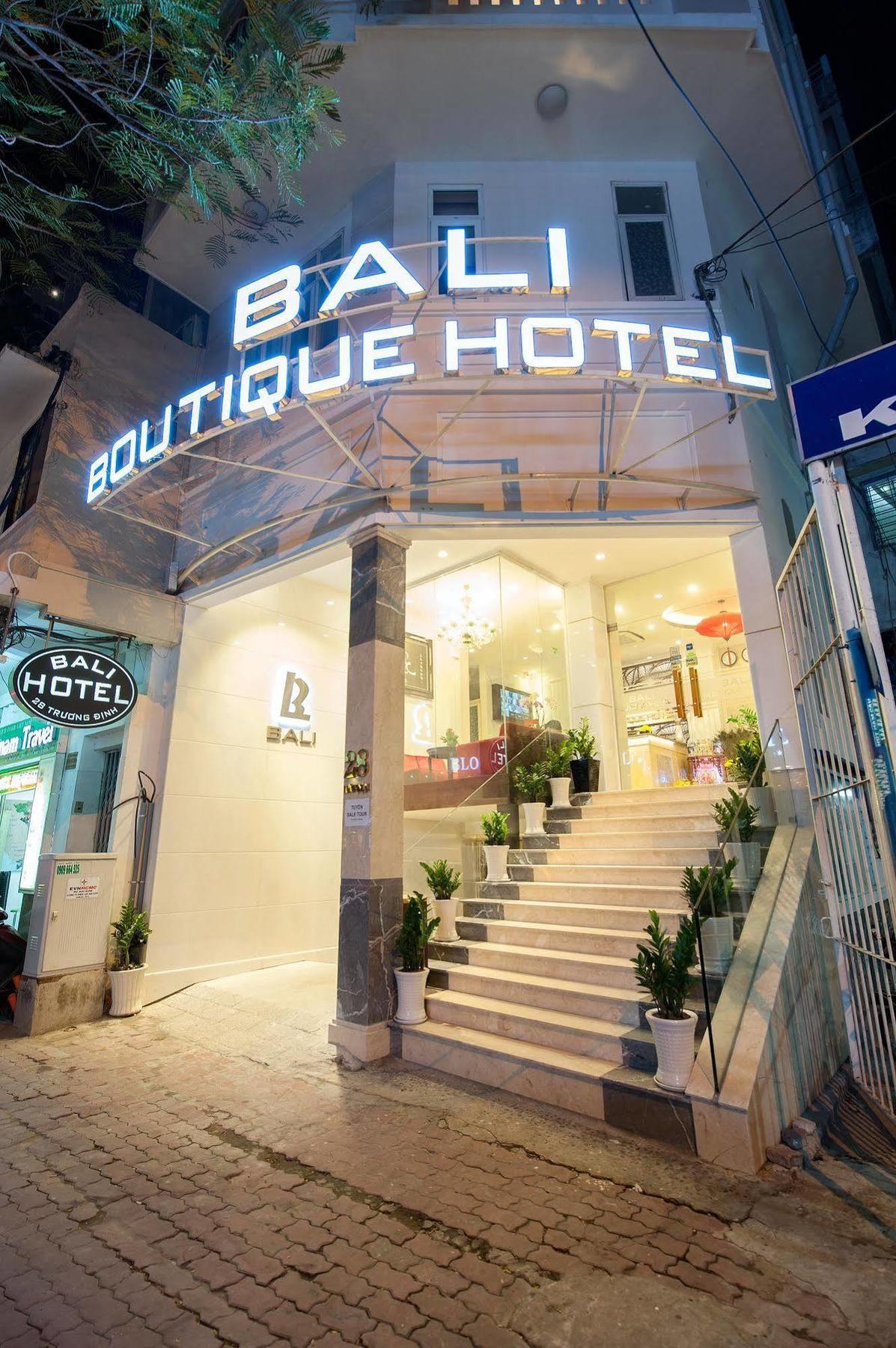 A&A Toronto Hotel โฮจิมินห์ซิตี้ ภายนอก รูปภาพ